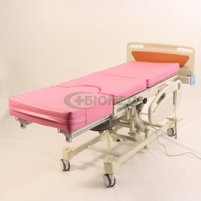 Ліжко акушерське “БІОМЕД” B-48 (3-секційне, електричне) Ліжко акушерське “БІОМЕД” B-48 (3-секційне, електричне)
