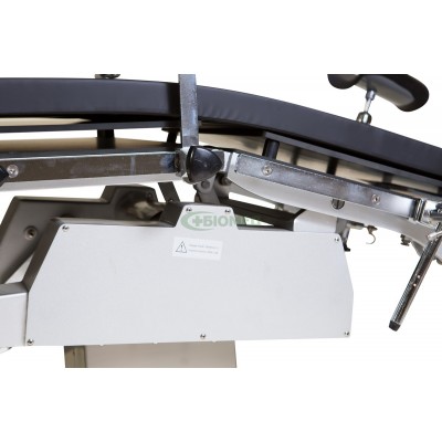 Стіл операційний МТ300 (універсальний, механіко-гідравлічний, рентгенпрозорий) Стіл операційний МТ300 (універсальний, механіко-гідравлічний, рентгенпрозорий)